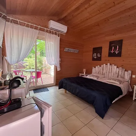 Bed and breakfast La Villa Herbert - Piscine chauffée, Spa et Vélos gratuits Andernos-les-Bains